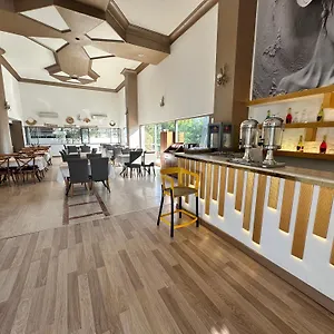 Silver Tower 2*, Kuşadası Turkije